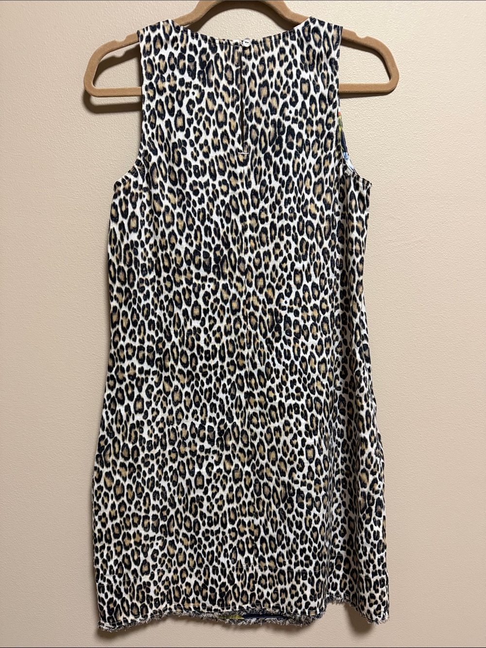 Tommy Bahama Cat’s Meow Shift Dress - Picture 3 of 9